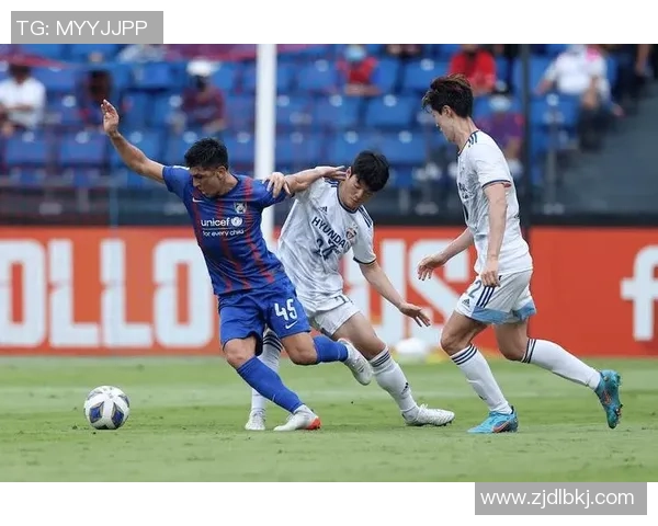 11月16日越南与马来西亚激战在即球迷期待精彩对决与精彩瞬间