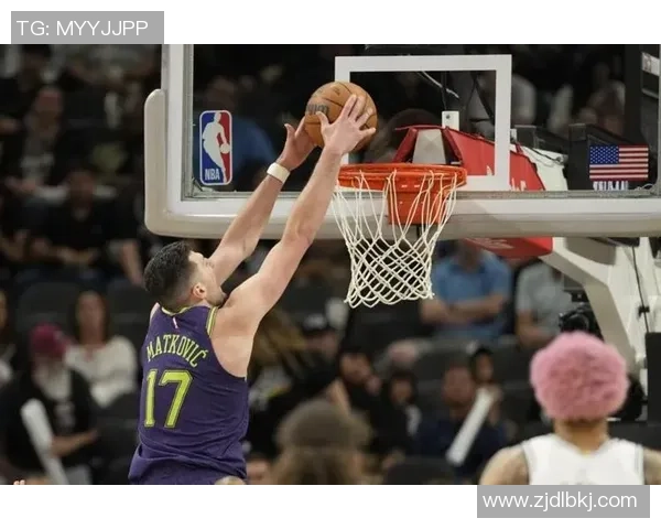 湖人对阵鹈鹕首节精彩瞬间回顾与分析 湖人对阵鹈鹕首节精彩瞬间回顾与分析