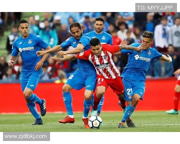 西甲第19轮精彩对决西班牙人迎战巴塞罗那全场录像回放分析